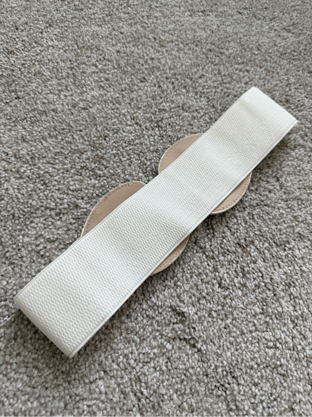 Y2K Ivory & Gold Elastic Belt - Picture 2 of 3
